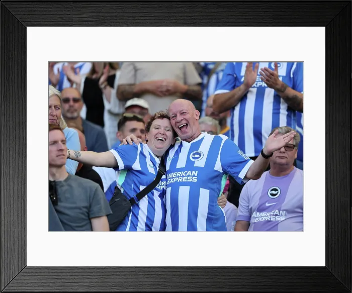 Framed Print : Brighton and Hove Albion v Wolfsburg Pre-Season Friendly 09AUG25 Framed Print : Brighton and Hove Albion v Wolfsburg Pre-Season Friendly 09AUG25