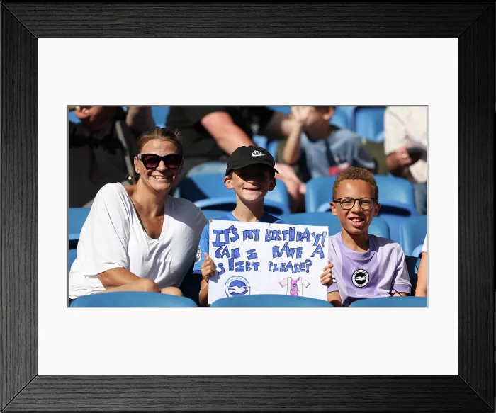 Framed Print : Brighton and Hove Albion v Wolfsburg Pre-Season Friendly 09AUG25 Framed Print : Brighton and Hove Albion v Wolfsburg Pre-Season Friendly 09AUG25