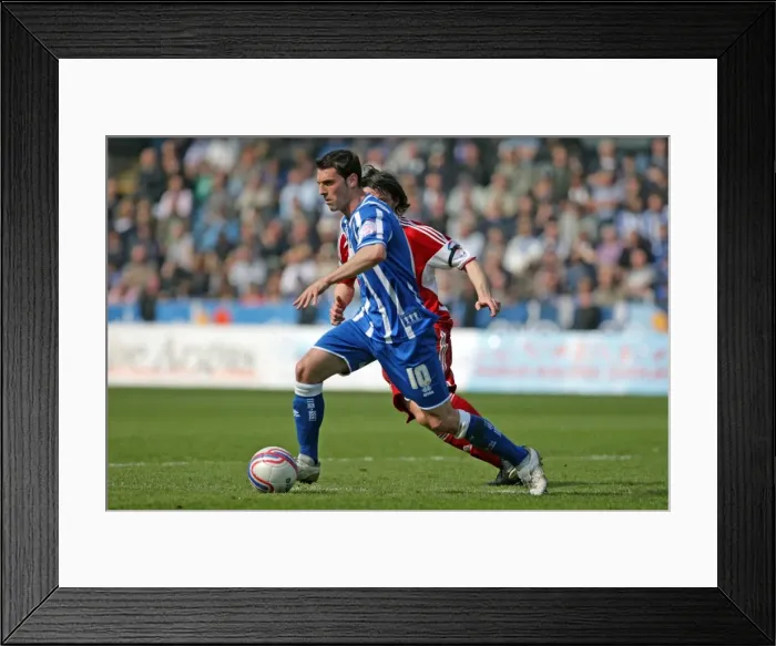 Framed Print : Brighton & Hove Albion vs. Swindon Town: 2010-11 Home Season Framed Print : Brighton & Hove Albion vs. Swindon Town: 2010-11 Home Season