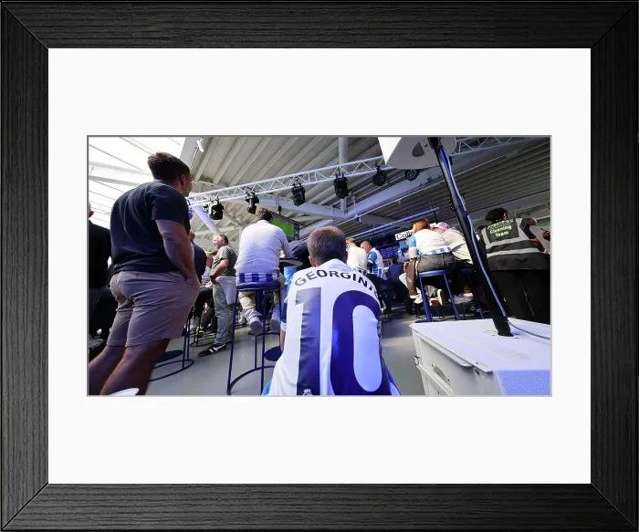 Framed Print : Brighton and Hove Albion v Tottenham Hotspur Premier League 20SEP25 Framed Print : Brighton and Hove Albion v Tottenham Hotspur Premier League 20SEP25