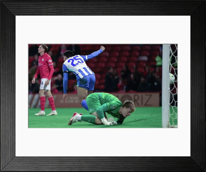 Framed Print : Barnsley v Brighton and Hove Albion Carabao Cup 23SEP25 Framed Print : Barnsley v Brighton and Hove Albion Carabao Cup 23SEP25