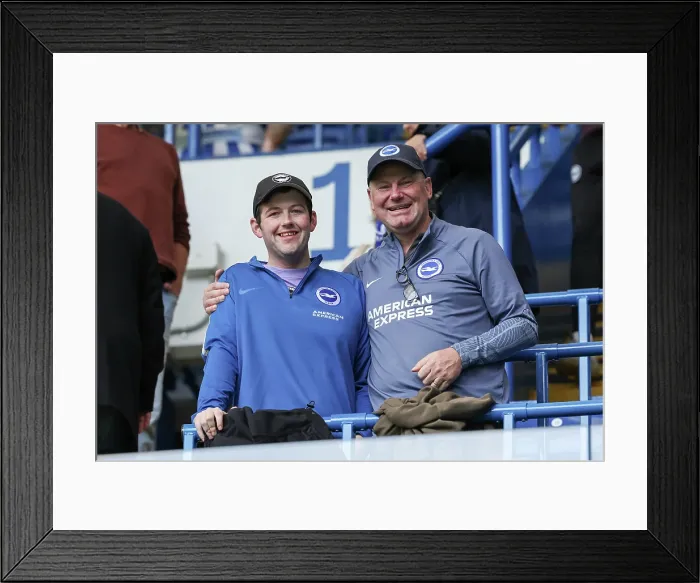 Framed Print : Chelsea v Brighton and Hove Albion Premier League 27SEP25 Framed Print : Chelsea v Brighton and Hove Albion Premier League 27SEP25
