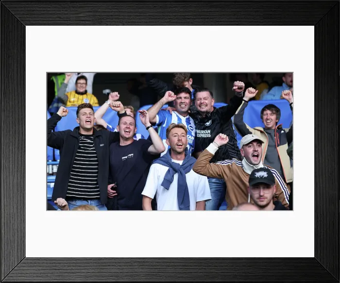 Framed Print : Chelsea v Brighton and Hove Albion Premier League 27SEP25 Framed Print : Chelsea v Brighton and Hove Albion Premier League 27SEP25