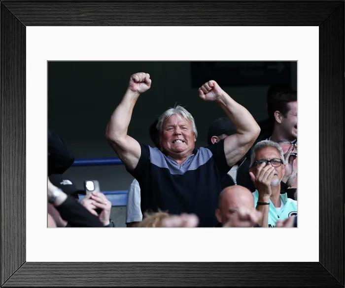 Framed Print : Chelsea v Brighton and Hove Albion Premier League 27SEP25 Framed Print : Chelsea v Brighton and Hove Albion Premier League 27SEP25