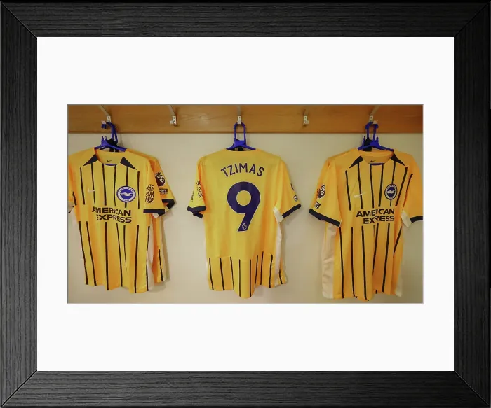 Framed Print : Chelsea v Brighton and Hove Albion Premier League 27SEP25 Framed Print : Chelsea v Brighton and Hove Albion Premier League 27SEP25