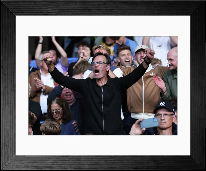 Framed Print : Chelsea v Brighton and Hove Albion Premier League 27SEP25 Framed Print : Chelsea v Brighton and Hove Albion Premier League 27SEP25