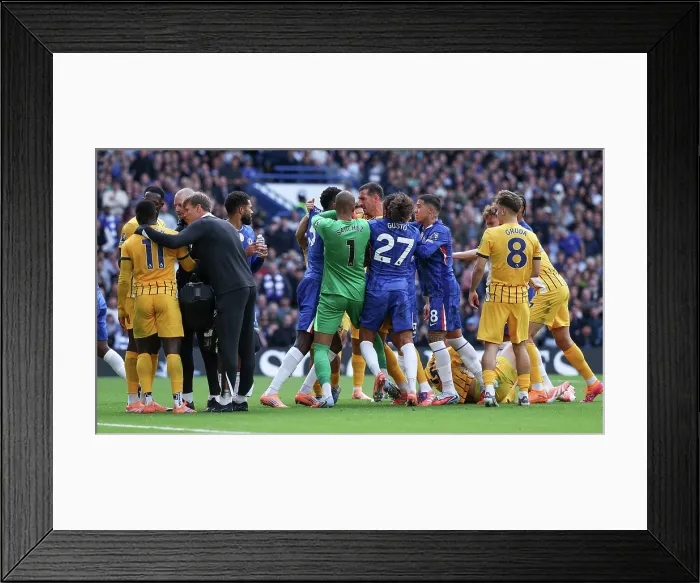 Framed Print : Chelsea v Brighton and Hove Albion Premier League 27SEP25 Framed Print : Chelsea v Brighton and Hove Albion Premier League 27SEP25