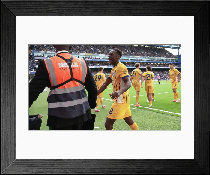 Framed Print : Chelsea v Brighton and Hove Albion Premier League 27SEP25 Framed Print : Chelsea v Brighton and Hove Albion Premier League 27SEP25