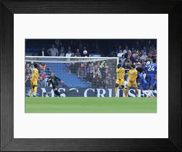 Framed Print : Chelsea v Brighton and Hove Albion Premier League 27SEP25 Framed Print : Chelsea v Brighton and Hove Albion Premier League 27SEP25
