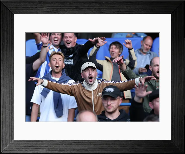 Framed Print : Chelsea v Brighton and Hove Albion Premier League 27SEP25 Framed Print : Chelsea v Brighton and Hove Albion Premier League 27SEP25