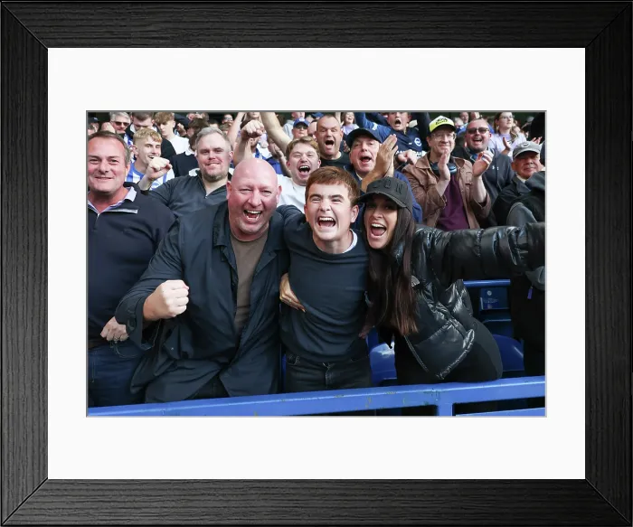Framed Print : Chelsea v Brighton and Hove Albion Premier League 27SEP25 Framed Print : Chelsea v Brighton and Hove Albion Premier League 27SEP25