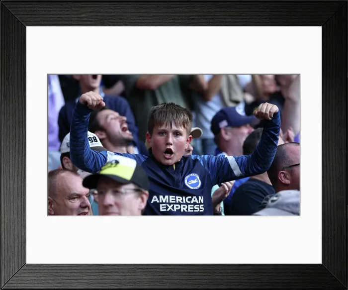 Framed Print : Chelsea v Brighton and Hove Albion Premier League 27SEP25 Framed Print : Chelsea v Brighton and Hove Albion Premier League 27SEP25