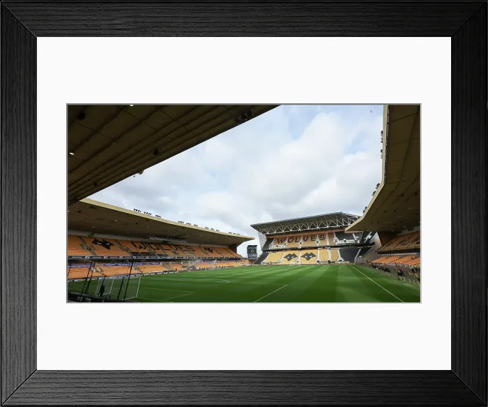 Framed Print : Wolverhampton Wanderers v Brighton and Hove Albion Premier League 05OCT25 Framed Print : Wolverhampton Wanderers v Brighton and Hove Albion Premier League 05OCT25