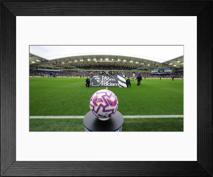Framed Print : 18OCT25-Brighton-Newcastle-JB-2301 Framed Print : 18OCT25-Brighton-Newcastle-JB-2301