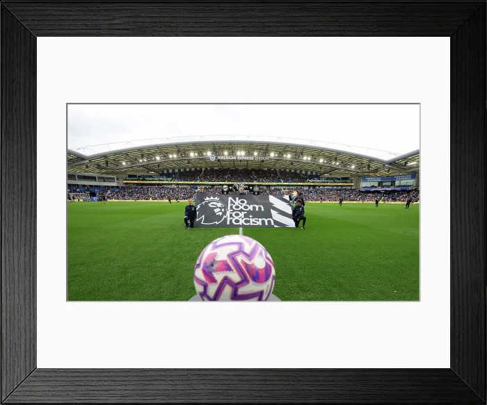 Framed Print : 18OCT25-Brighton-Newcastle-JB-2306 Framed Print : 18OCT25-Brighton-Newcastle-JB-2306