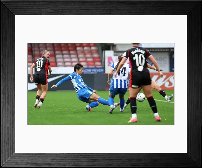 Framed Print : Brighton and Hove Albion Women v Southampton Women Subway League Cup 19OCT25
