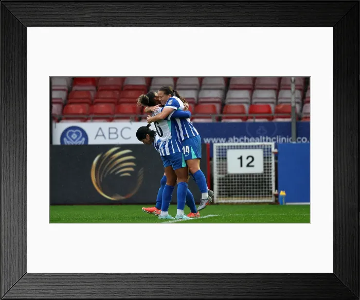 Framed Print : Brighton and Hove Albion Women v Southampton Women Subway League Cup 19OCT25