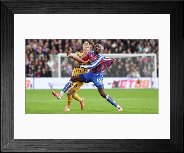 Framed Print : Crystal Palace v Brighton and Hove Albion Premier League 09NOV25 Framed Print : Crystal Palace v Brighton and Hove Albion Premier League 09NOV25