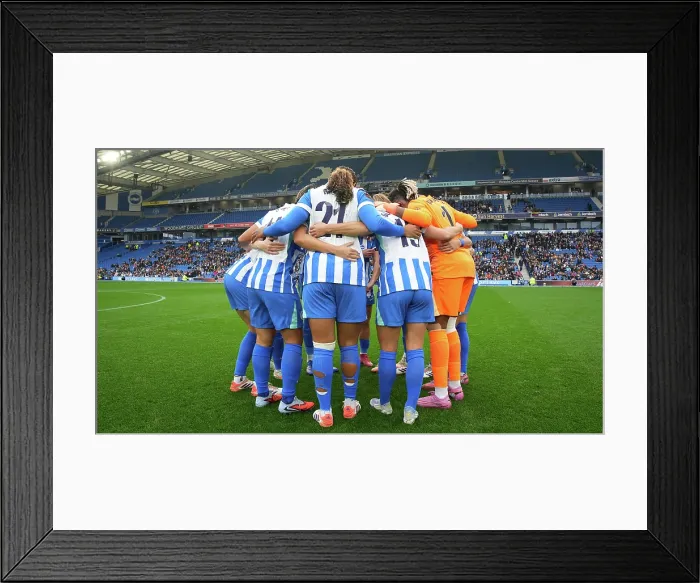 Framed Print : Brighton and Hove Albion Women v Leicester City Women Women's Super League 16NOV25 Framed Print : Brighton and Hove Albion Women v Leicester City Women Women's Super League 16NOV25