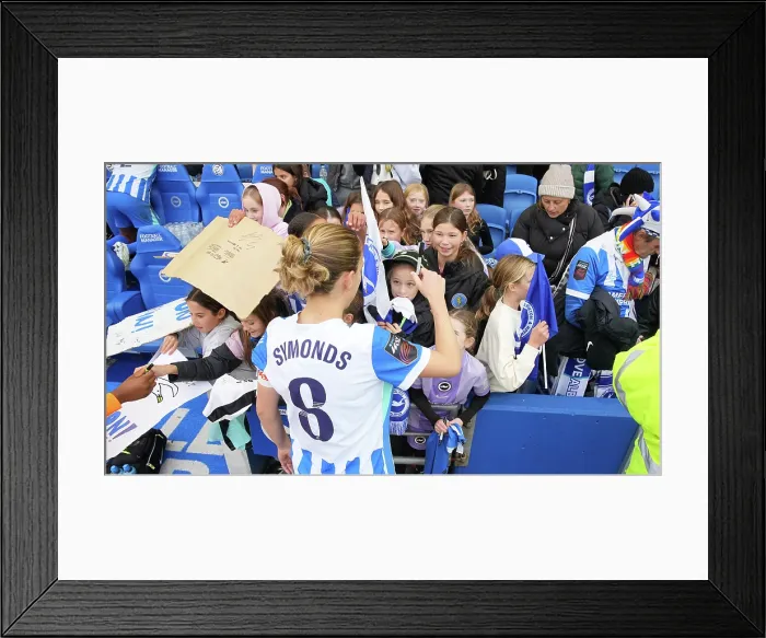 Framed Print : Brighton and Hove Albion Women v Leicester City Women Women's Super League 16NOV25 Framed Print : Brighton and Hove Albion Women v Leicester City Women Women's Super League 16NOV25