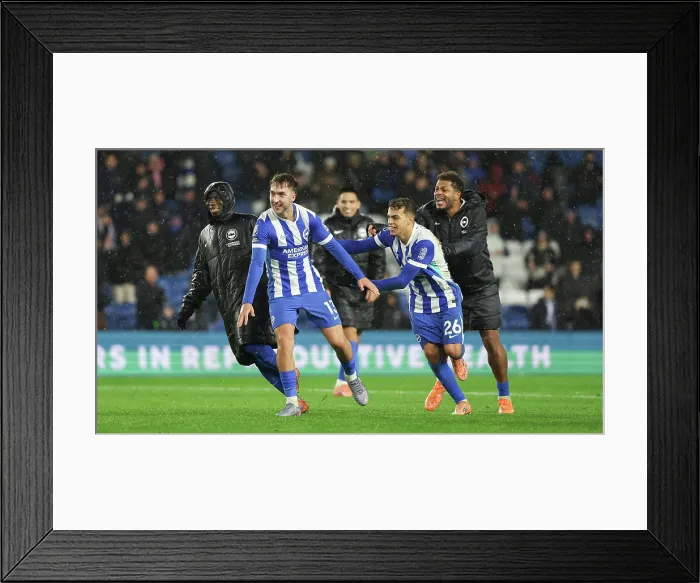 Framed Print : Brighton and Hove Albion v Brentford Premier League 22NOV25 Framed Print : Brighton and Hove Albion v Brentford Premier League 22NOV25