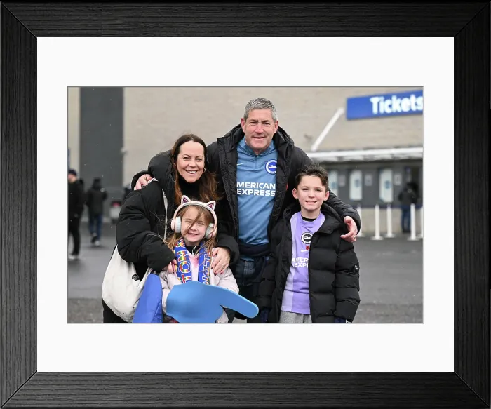 Framed Print : Brighton and Hove Albion v Brentford Premier League 22NOV25 Framed Print : Brighton and Hove Albion v Brentford Premier League 22NOV25