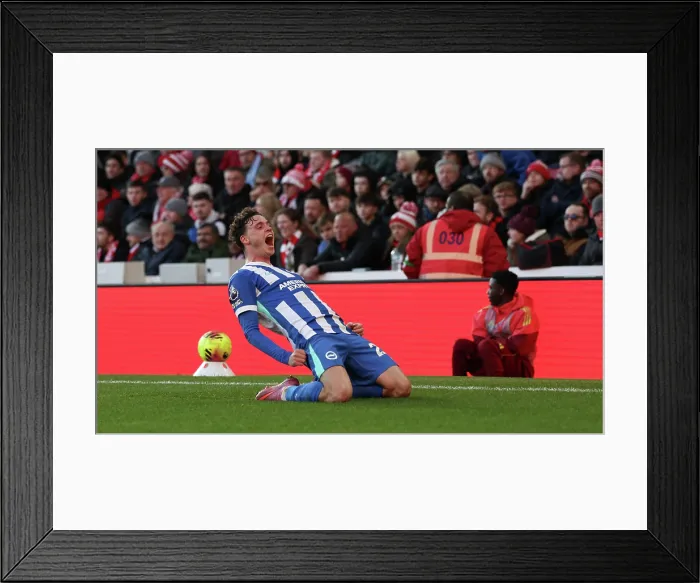 Framed Print : Nottingham Forest v Brighton and Hove Albion Premier League 26NOV25 Framed Print : Nottingham Forest v Brighton and Hove Albion Premier League 26NOV25