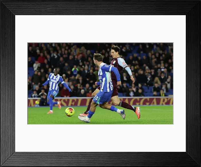 Framed Print : Brighton and Hove Albion v Aston Villa Premier League 03DEC25 Framed Print : Brighton and Hove Albion v Aston Villa Premier League 03DEC25