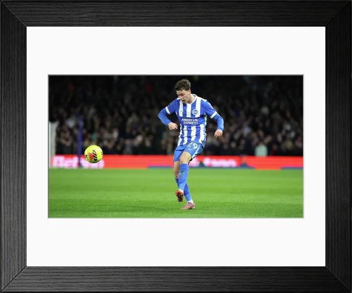 Framed Print : Brighton and Hove Albion v Aston Villa Premier League 03DEC25 Framed Print : Brighton and Hove Albion v Aston Villa Premier League 03DEC25