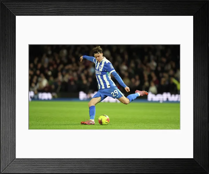 Framed Print : Brighton and Hove Albion v Aston Villa Premier League 03DEC25 Framed Print : Brighton and Hove Albion v Aston Villa Premier League 03DEC25
