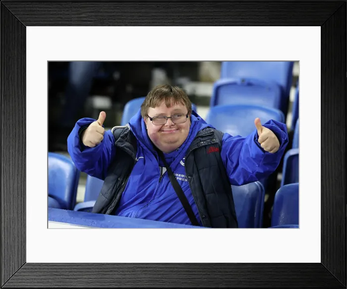Framed Print : Brighton and Hove Albion v Aston Villa Premier League 03DEC25 Framed Print : Brighton and Hove Albion v Aston Villa Premier League 03DEC25