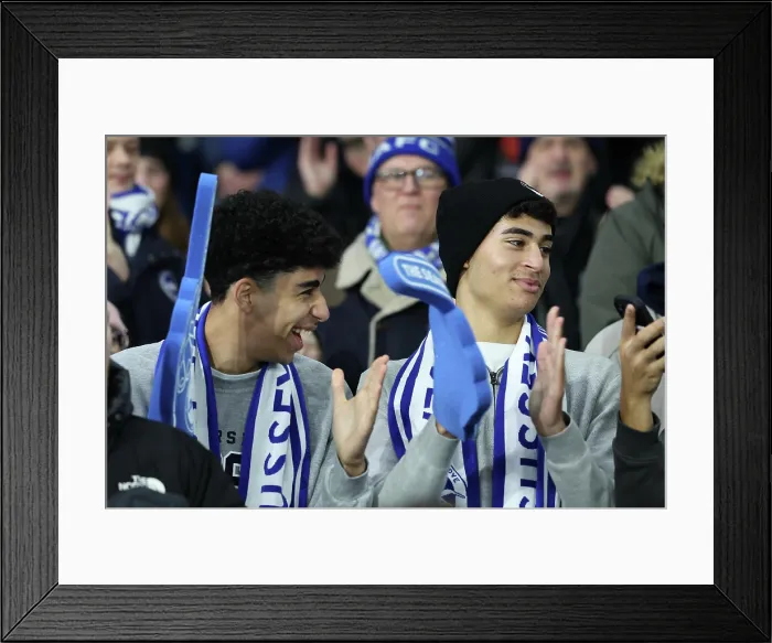 Framed Print : Brighton and Hove Albion v Aston Villa Premier League 03DEC25 Framed Print : Brighton and Hove Albion v Aston Villa Premier League 03DEC25