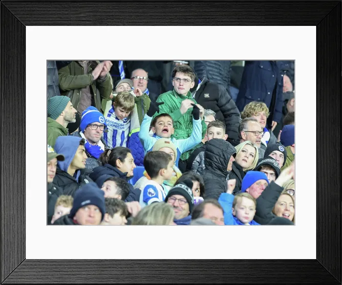 Framed Print : Brighton and Hove Albion v Aston Villa Premier League 03DEC25 Framed Print : Brighton and Hove Albion v Aston Villa Premier League 03DEC25