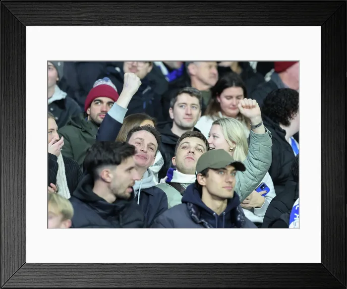 Framed Print : Brighton and Hove Albion v Aston Villa Premier League 03DEC25 Framed Print : Brighton and Hove Albion v Aston Villa Premier League 03DEC25