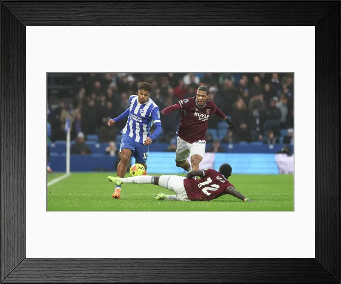 Framed Print : Brighton and Hove Albion v West Ham United Premier League 07DEC25 Framed Print : Brighton and Hove Albion v West Ham United Premier League 07DEC25