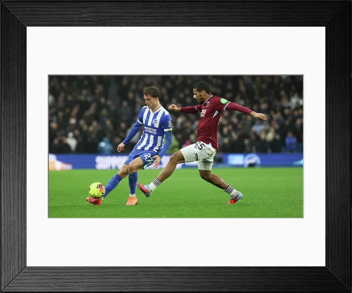 Framed Print : Brighton and Hove Albion v West Ham United Premier League 07DEC25 Framed Print : Brighton and Hove Albion v West Ham United Premier League 07DEC25