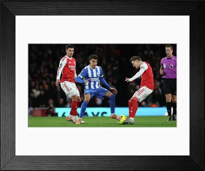 Framed Print : Arsenal v Brighton and Hove Albion Premier League 27DEC25 Framed Print : Arsenal v Brighton and Hove Albion Premier League 27DEC25