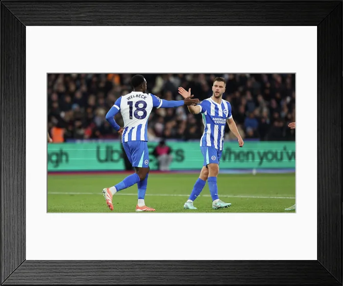 Framed Print : West Ham United v Brighton and Hove Albion Premier League 30DEC25 Framed Print : West Ham United v Brighton and Hove Albion Premier League 30DEC25
