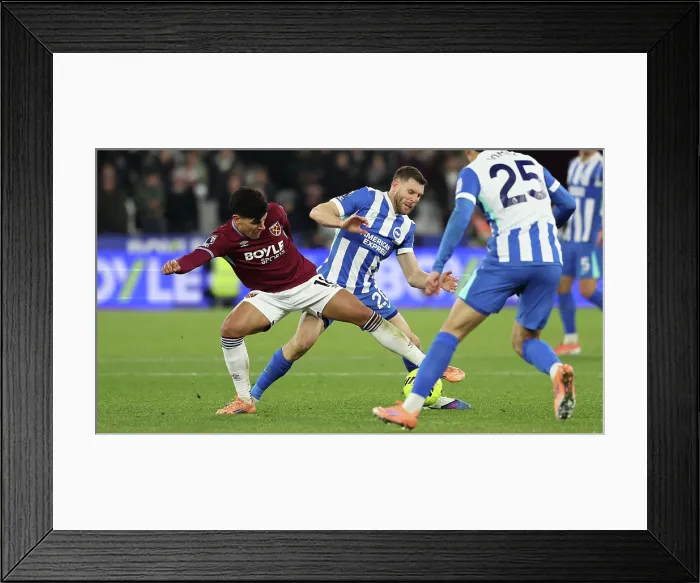Framed Print : West Ham United v Brighton and Hove Albion Premier League 30DEC25 Framed Print : West Ham United v Brighton and Hove Albion Premier League 30DEC25