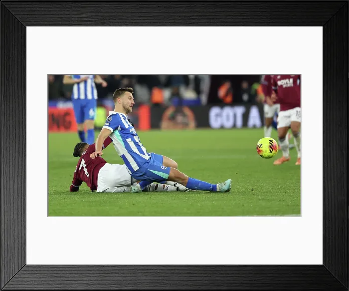 Framed Print : West Ham United v Brighton and Hove Albion Premier League 30DEC25 Framed Print : West Ham United v Brighton and Hove Albion Premier League 30DEC25