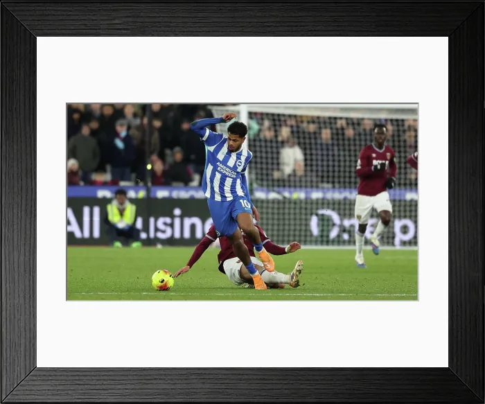 Framed Print : West Ham United v Brighton and Hove Albion Premier League 30DEC25 Framed Print : West Ham United v Brighton and Hove Albion Premier League 30DEC25