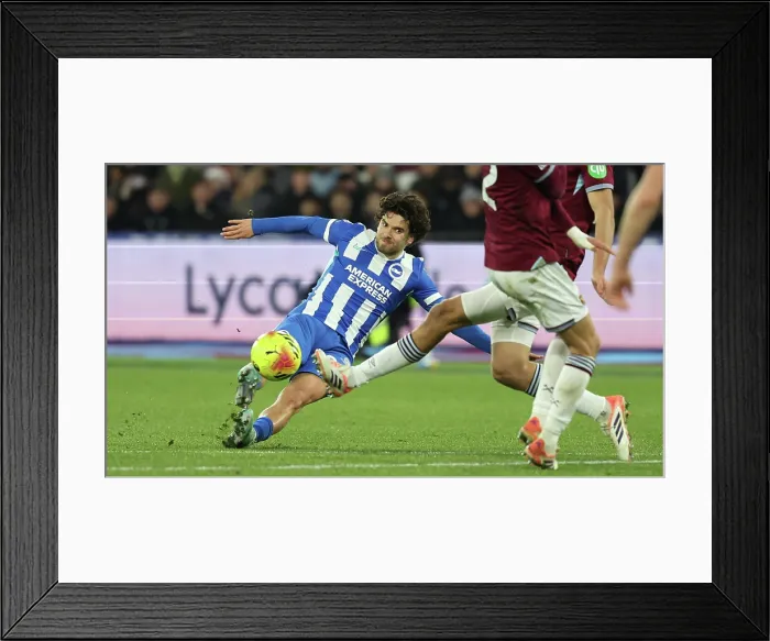 Framed Print : West Ham United v Brighton and Hove Albion Premier League 30DEC25 Framed Print : West Ham United v Brighton and Hove Albion Premier League 30DEC25