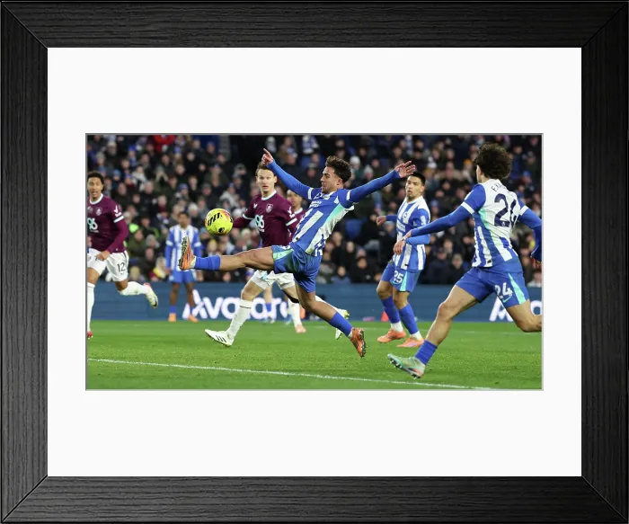 Framed Print : Brighton and Hove Albion v Burnley Premier League 03JAN26 Framed Print : Brighton and Hove Albion v Burnley Premier League 03JAN26