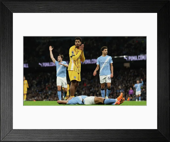 Framed Print : Manchester City v Brighton and Hove Albion Premier League 04JAN26 Framed Print : Manchester City v Brighton and Hove Albion Premier League 04JAN26
