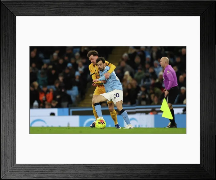 Framed Print : Manchester City v Brighton and Hove Albion Premier League 04JAN26 Framed Print : Manchester City v Brighton and Hove Albion Premier League 04JAN26
