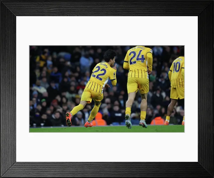 Framed Print : Manchester City v Brighton and Hove Albion Premier League 04JAN26 Framed Print : Manchester City v Brighton and Hove Albion Premier League 04JAN26