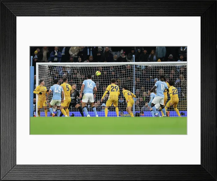 Framed Print : Manchester City v Brighton and Hove Albion Premier League 04JAN26 Framed Print : Manchester City v Brighton and Hove Albion Premier League 04JAN26