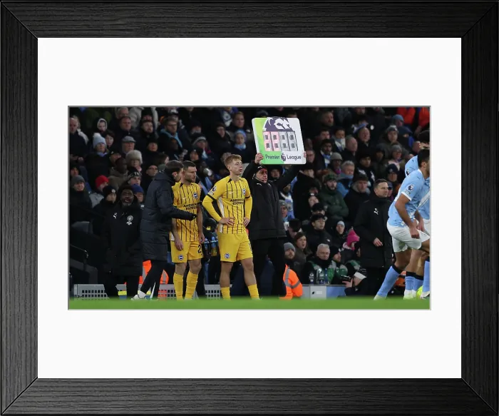Framed Print : Manchester City v Brighton and Hove Albion Premier League 04JAN26 Framed Print : Manchester City v Brighton and Hove Albion Premier League 04JAN26