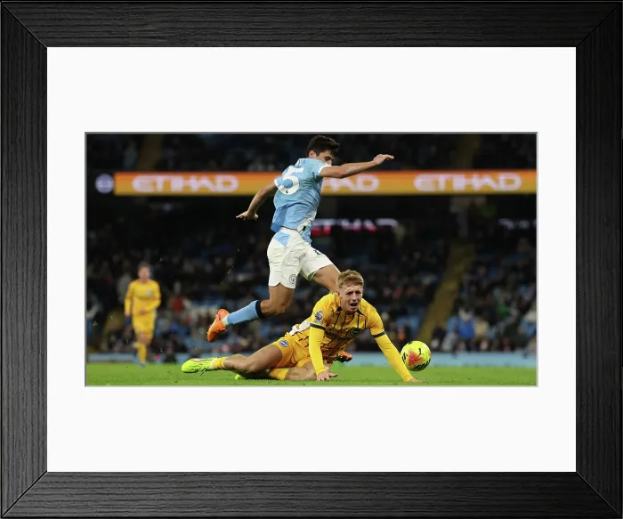Framed Print : Manchester City v Brighton and Hove Albion Premier League 04JAN26 Framed Print : Manchester City v Brighton and Hove Albion Premier League 04JAN26