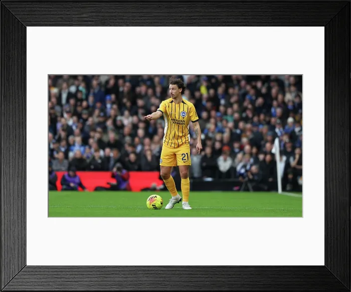 Framed Print : Fulham v Brighton and Hove Albion Premier League 24JAN26 Framed Print : Fulham v Brighton and Hove Albion Premier League 24JAN26